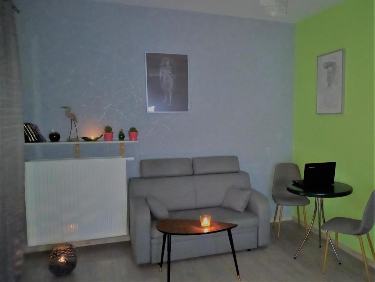 Green Wilanow Apartment With Free Parking Warsaw Exterior photo