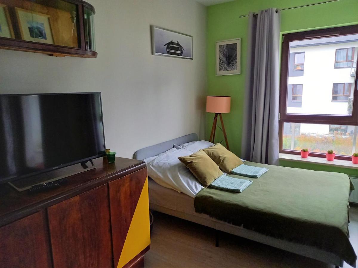 Green Wilanow Apartment With Free Parking Warsaw Exterior photo